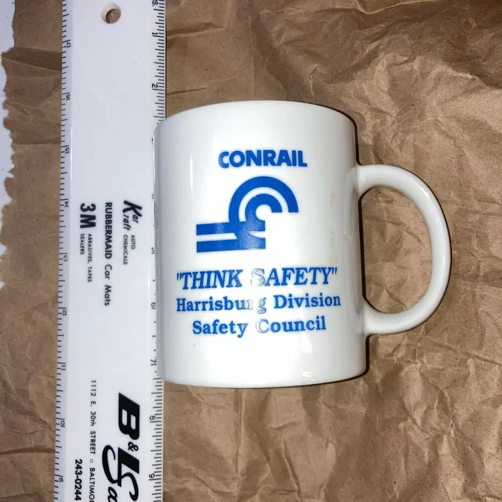 Conrail Defunct Railroad Company Logo Travel Souvenir Coffee Mug Tea Cup